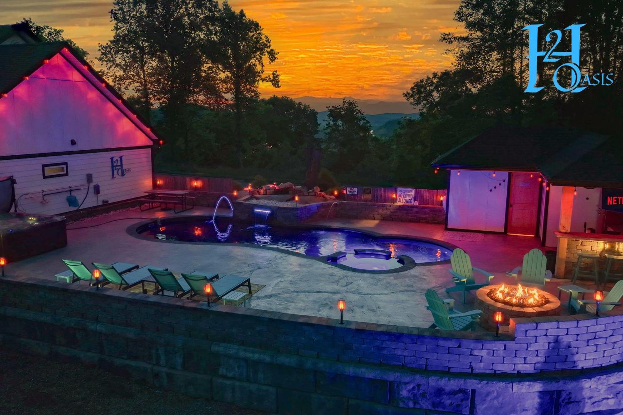 H2Oasis Incredible Pool Retreat With Mountains Views! Villa Sevierville Exterior photo